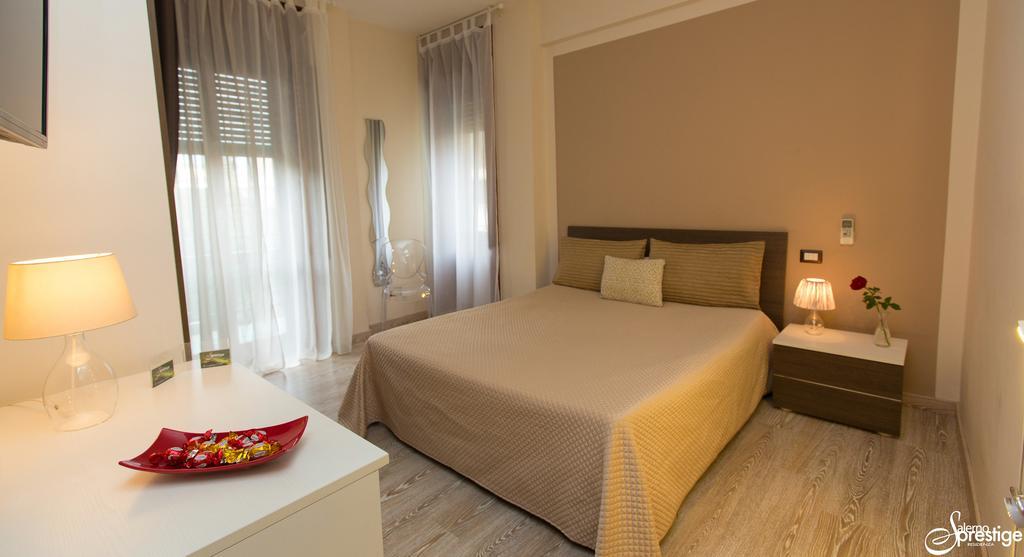Salernoprestige Rooms Bagian luar foto